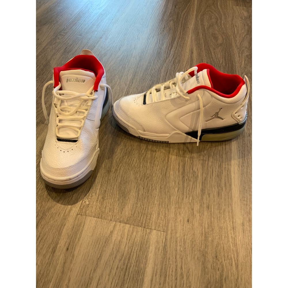Men's Air Jordan Big Fund Sneakers Size 8.5 White/Red/Black Classic Retro Urban - Picture 2 of 11